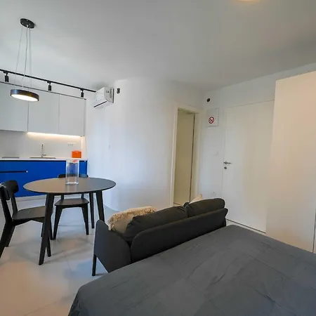 Apartman Smart And Cozy Downtown Nooks - *